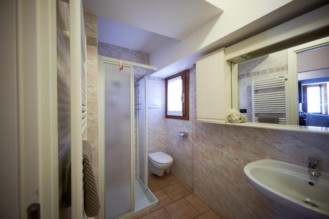 Porto Valentino 2 Lejlighed Sirmione Eksteriør billede