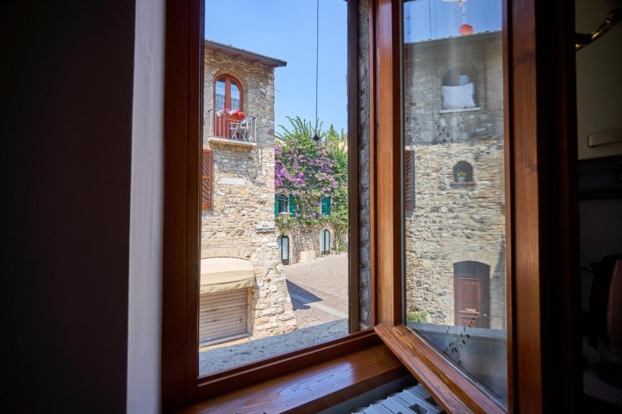 Porto Valentino 2 Lejlighed Sirmione Eksteriør billede