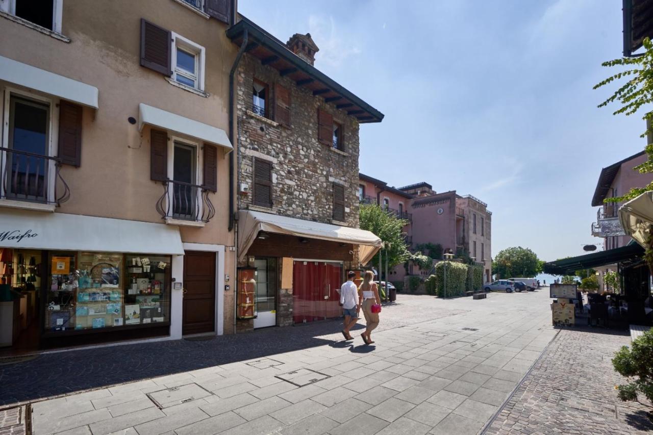 Porto Valentino 2 Lejlighed Sirmione Eksteriør billede